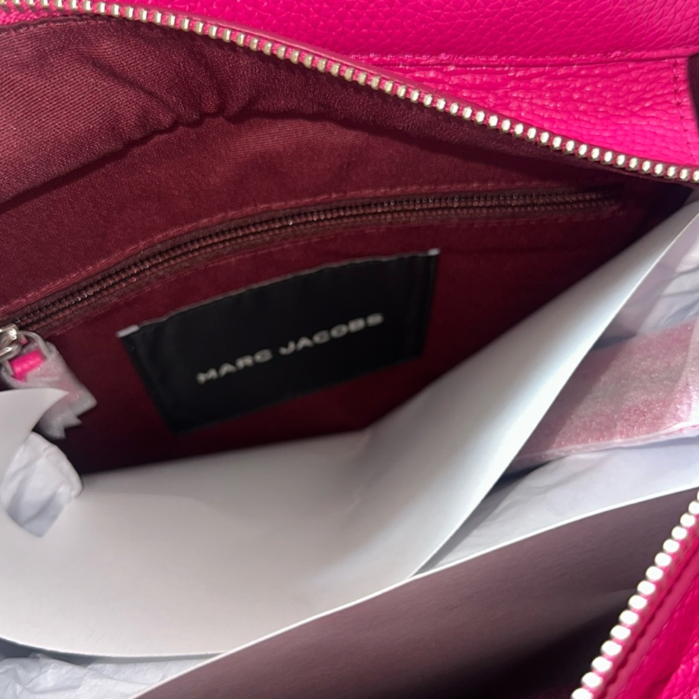 Marc Jacobs Tote Bag - Picture 8 of 8